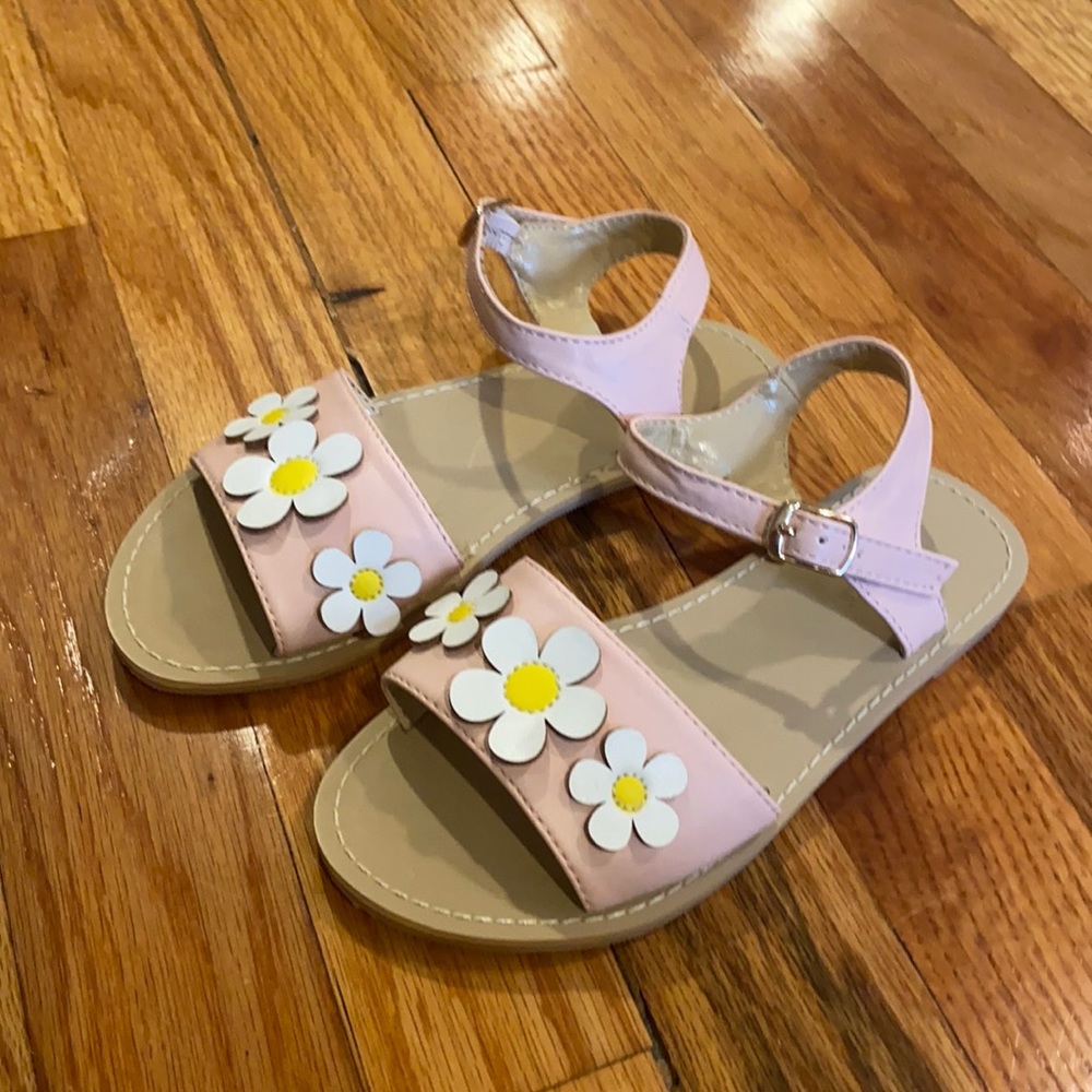 Crewcuts pink sandal with flowers size 13-never worn